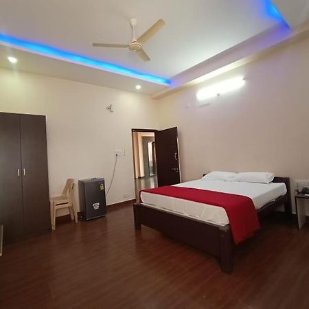 Ss Lodge Devanahalli Экстерьер фото